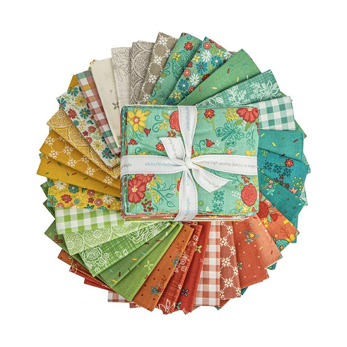 This Fat Quarter precut bundle includes 31 pieces from the Gingham Cottage collection by Heather Peterson of Anka's Treasures for Riley Blake Designs.  100% cotton  Width: 18" x 22"