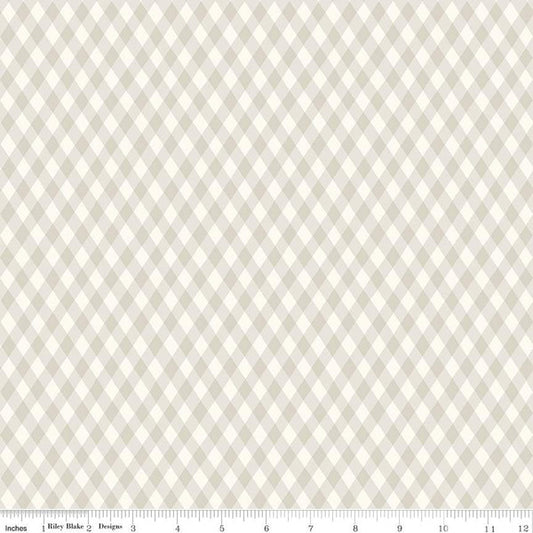 Honey Bee by My Mind's Eye for Riley Blake Designs is great for quilting, apparel and home decor. This geometric print features a diamond gingham pattern.  Sold by the 1/2 yard.  Fabric will be cut in one continuous piece unless the customer notes otherwise.   100% cotton  Width: 43"/44"